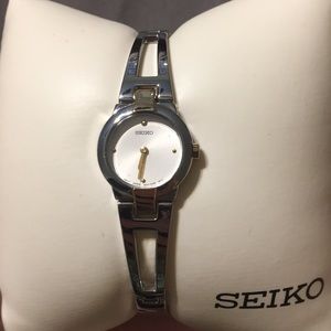 Women’s Seiko Watch, NIB